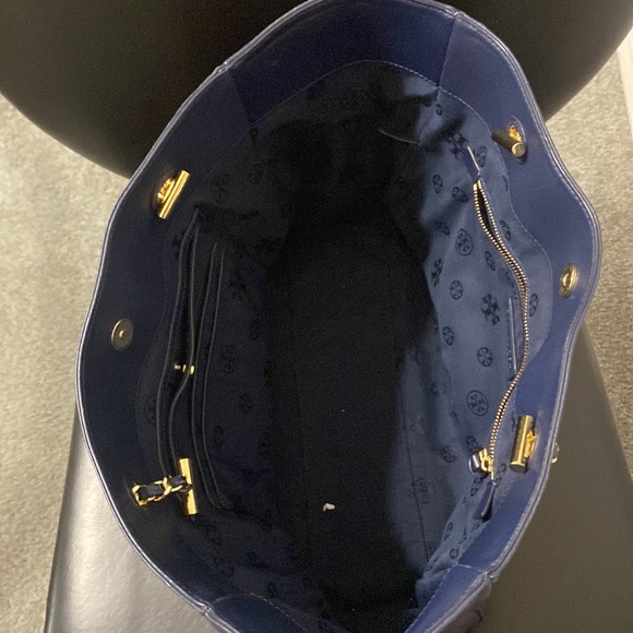 Tory Burch purse - Picture 4 of 4